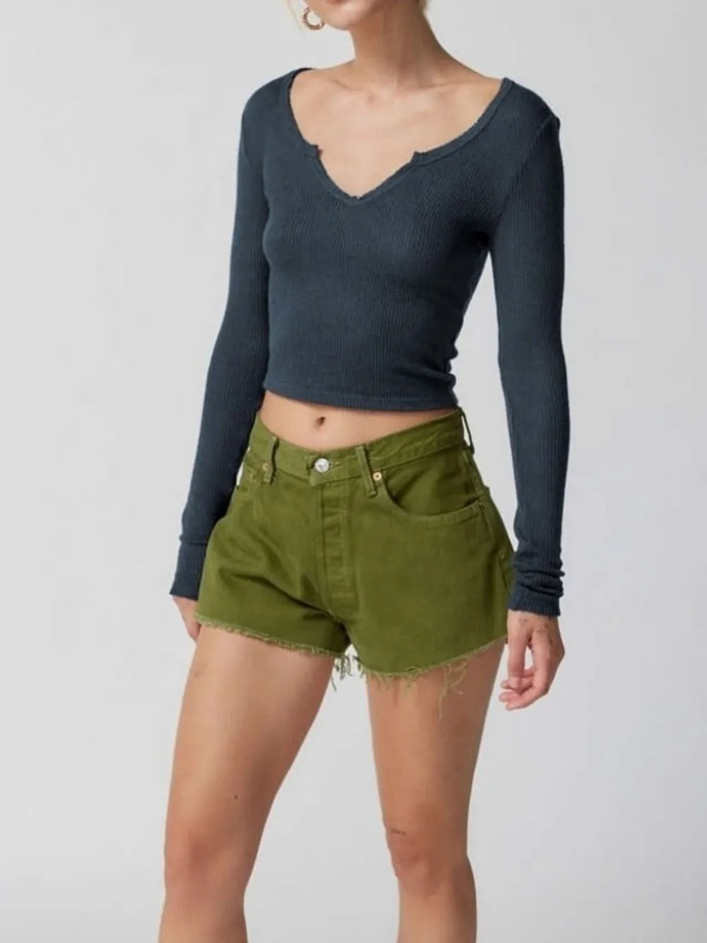 Notched Long Sleeve T-Shirt – Trendsi | ClozArt