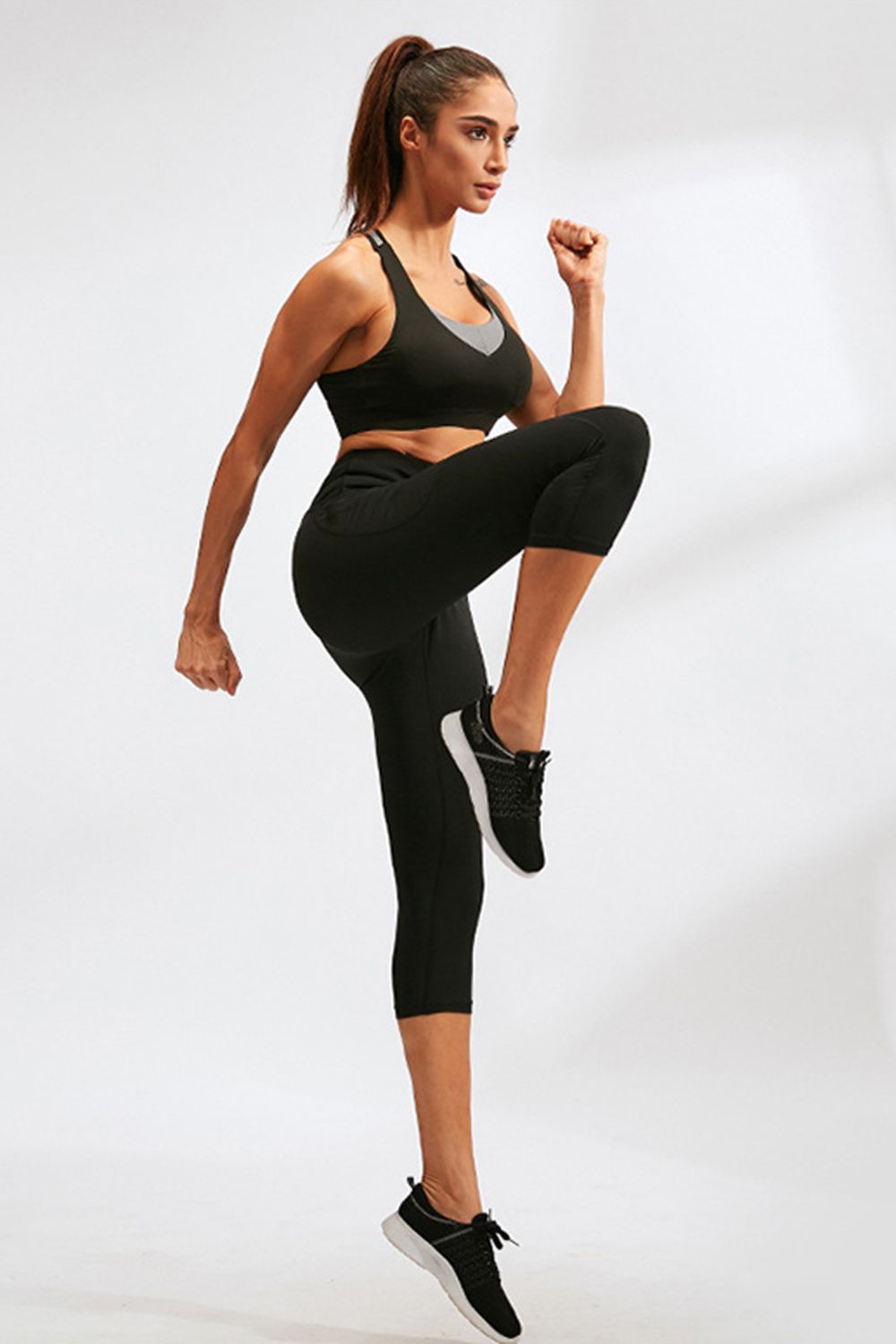 Slim Fit Wide Waistband Active Leggings with Pockets – Trendsi | ClozArt
