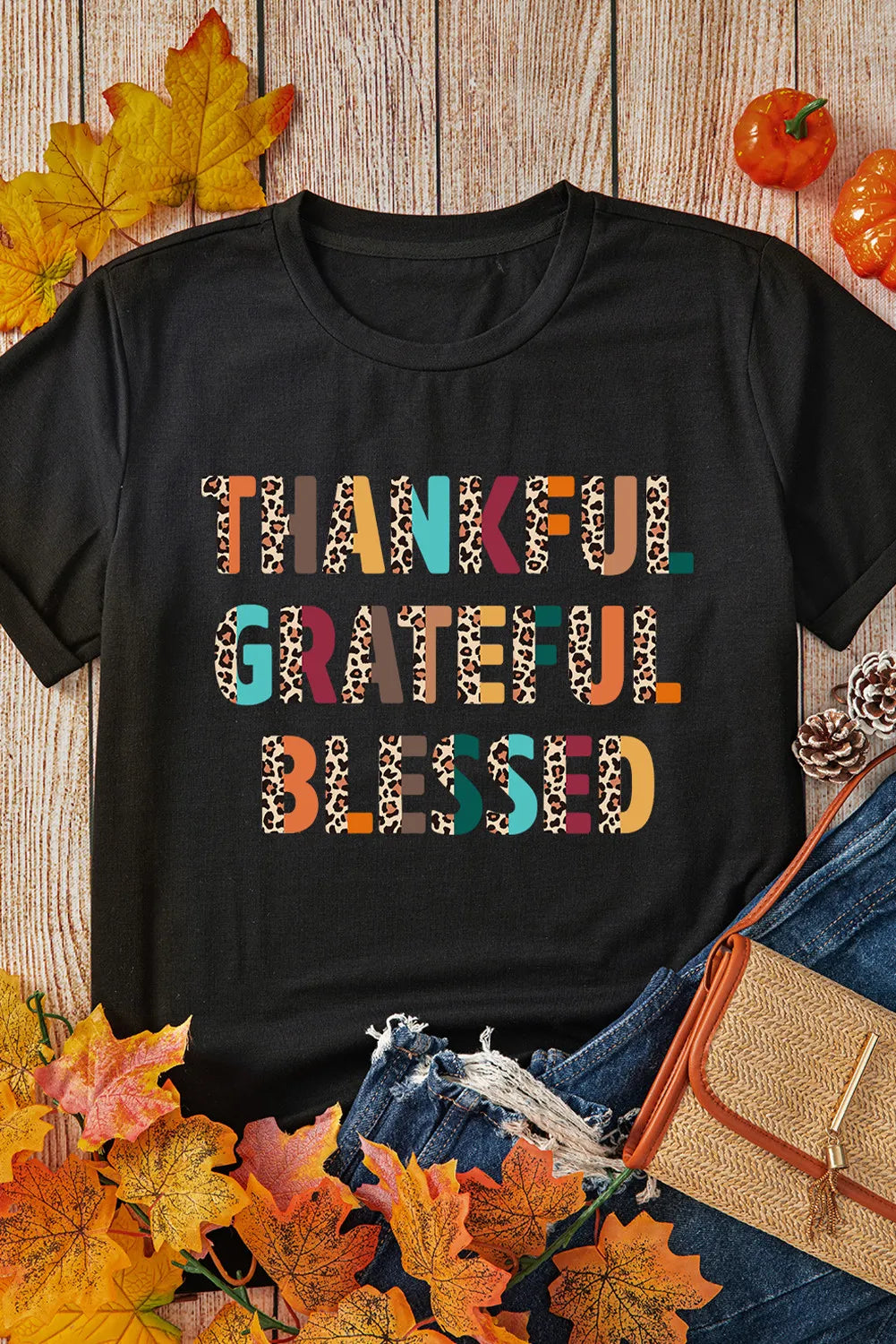 Letter Graphic Round Neck Short Sleeve T-Shirt – Trendsi | ClozArt