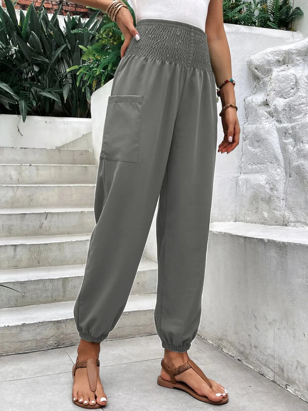 Smocked High Rise Joggers with Pockets – Trendsi | ClozArt