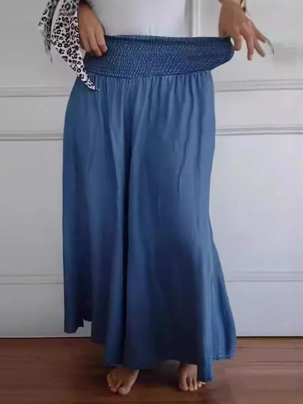 Full Size Smocked Wide Leg Pants with Pockets – Trendsi | ClozArt