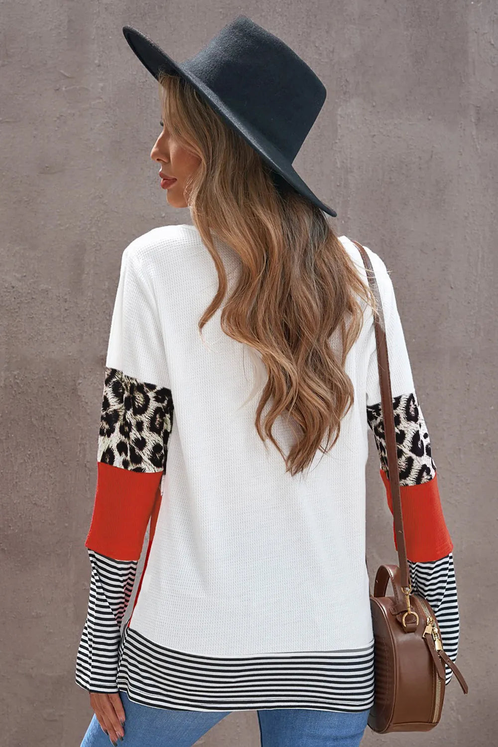 Waffle-Knit Leopard Round Neck Long Sleeve T-Shirt – Trendsi | ClozArt