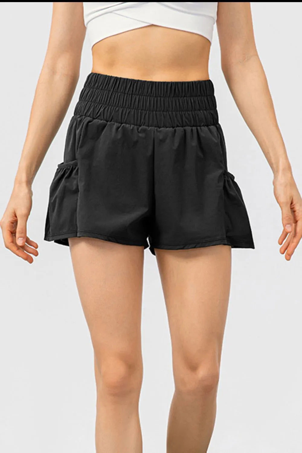 Elastic Waist Pocketed Active Shorts – Trendsi | ClozArt
