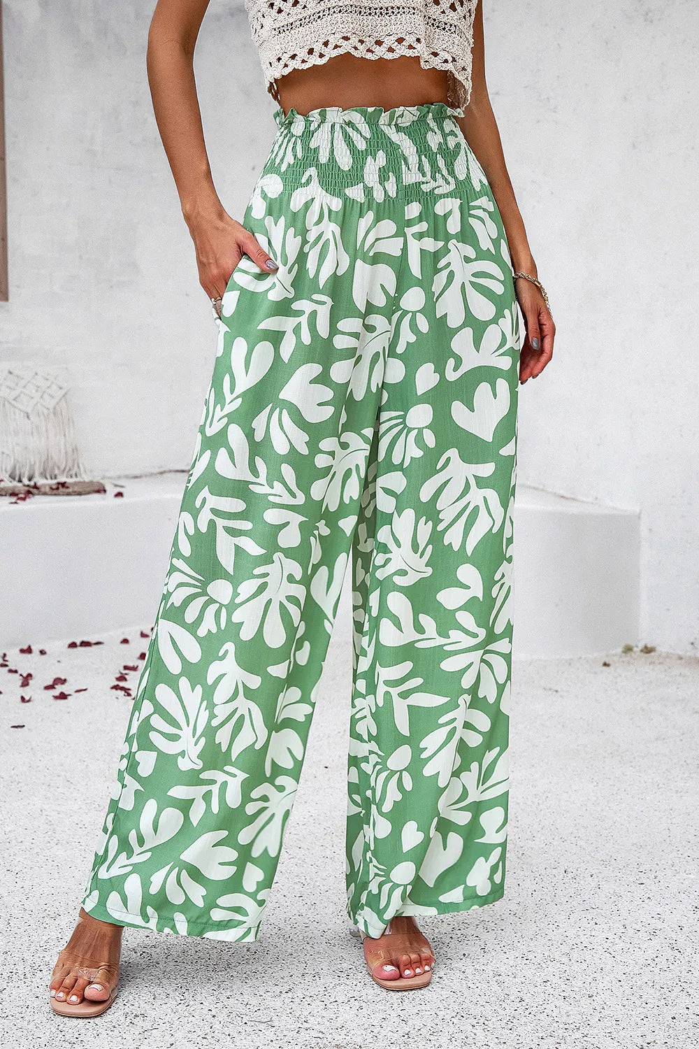 Devine Smocked Printed Wide Leg Pants with Pockets – Trendsi | ClozArt