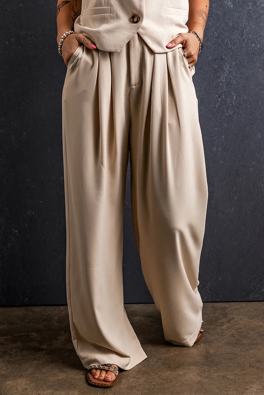 Ruched Wide Leg Pants with Pockets – Trendsi | ClozArt