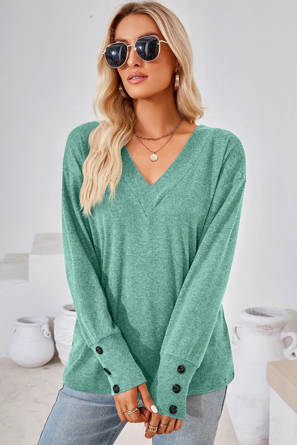 V-Neck Dropped Shoulder T-Shirt – Trendsi | ClozArt