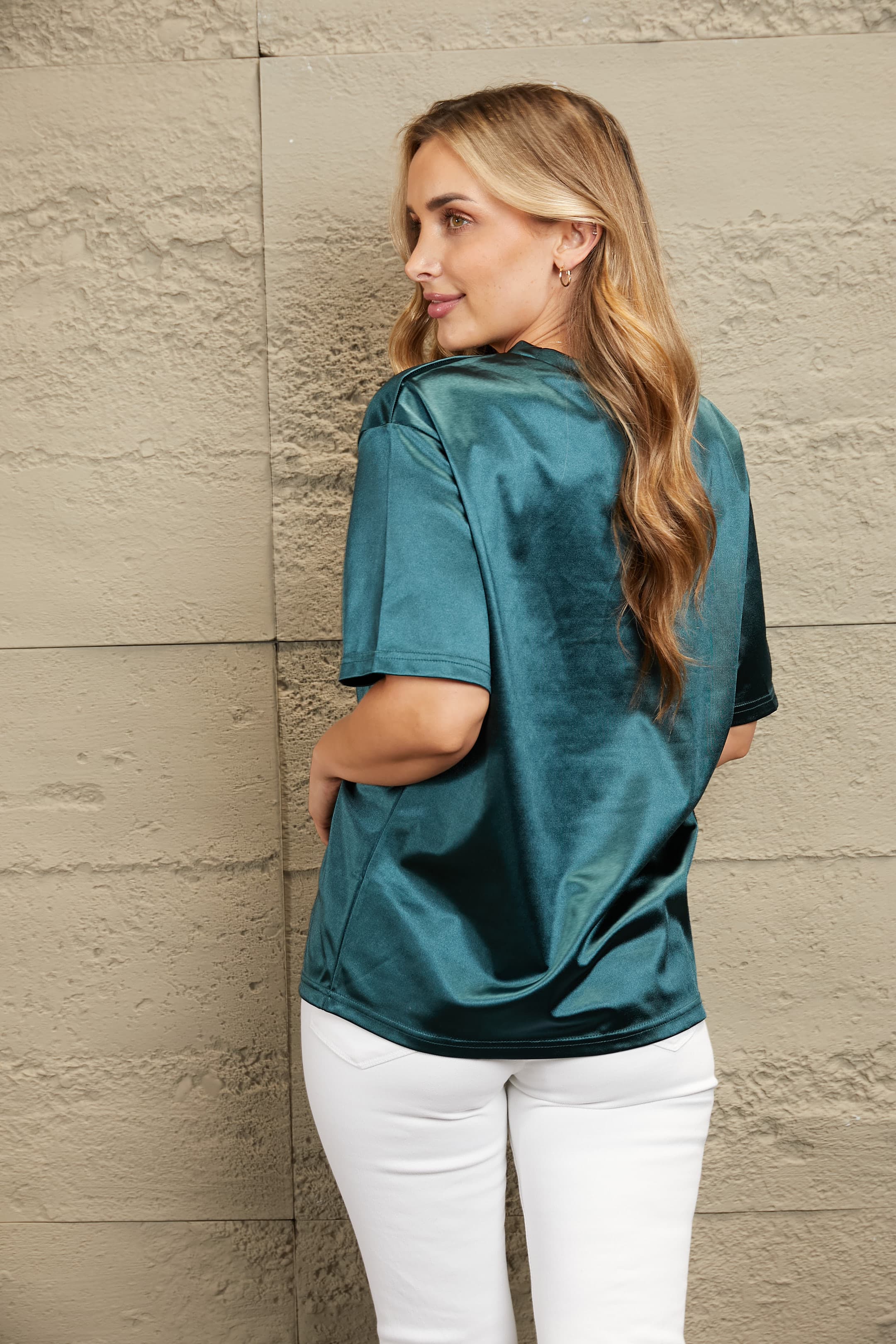 Round Neck Dropped Shoulder Top – Trendsi | ClozArt
