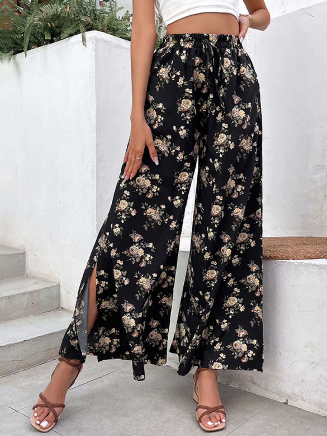 Perfee Floral Side Slit Wide Leg Pants – Trendsi | ClozArt