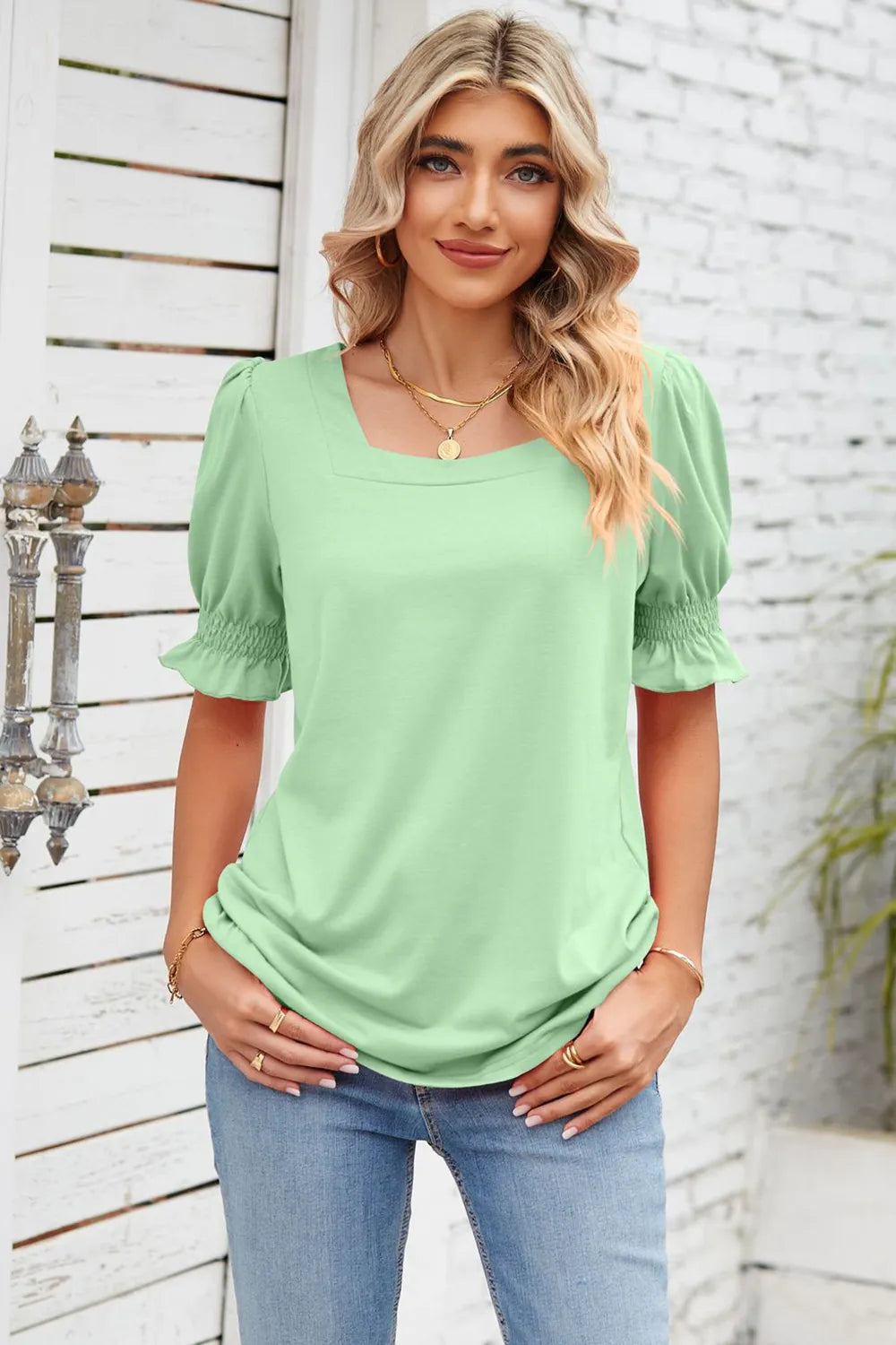 Smocked Square Neck Short Sleeve T-Shirt – Trendsi | ClozArt