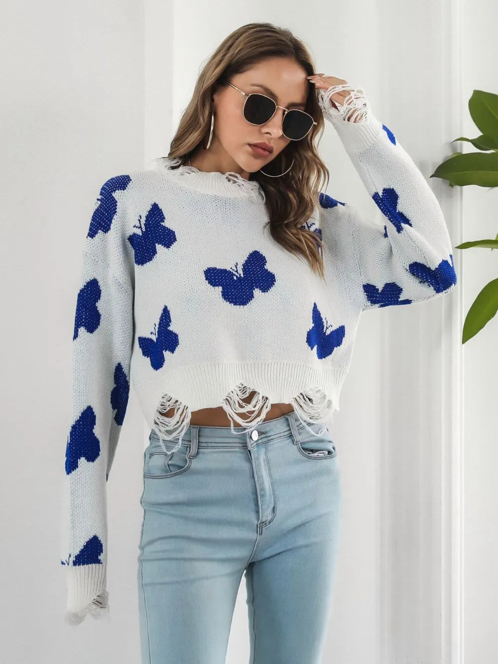 Distressed Butterfly Cropped Sweater – Trendsi | ClozArt