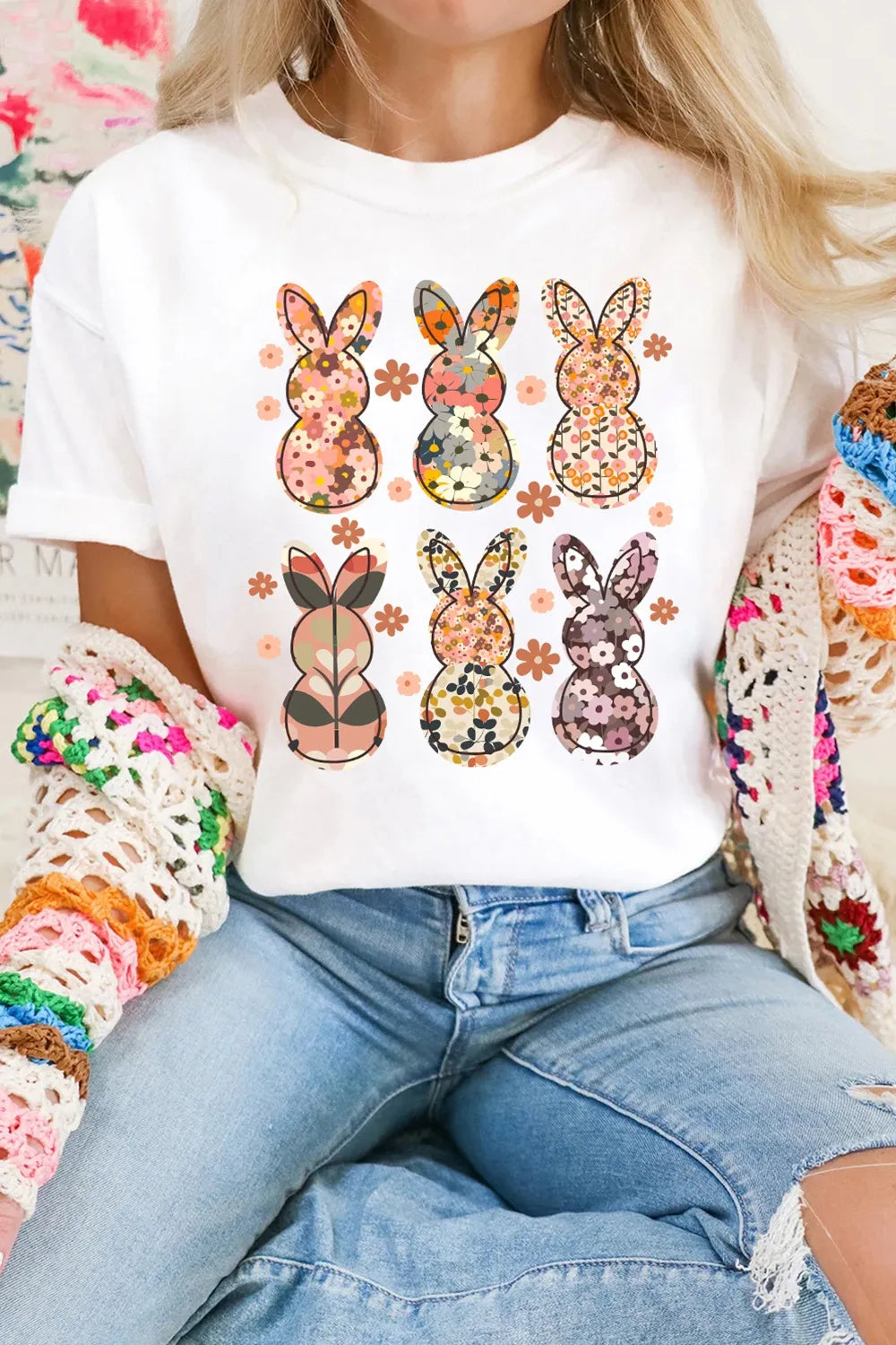 Floral Bunny Graphic Crewneck Short Sleeve T-Shirt – Trendsi | ClozArt