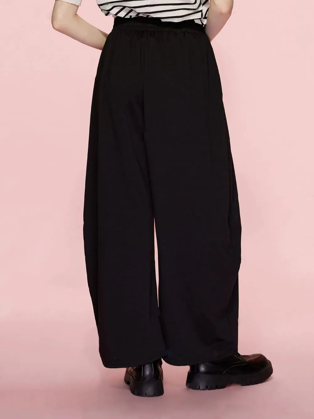 Elastic Waist Wide Leg Pants with Pockets – Trendsi | ClozArt