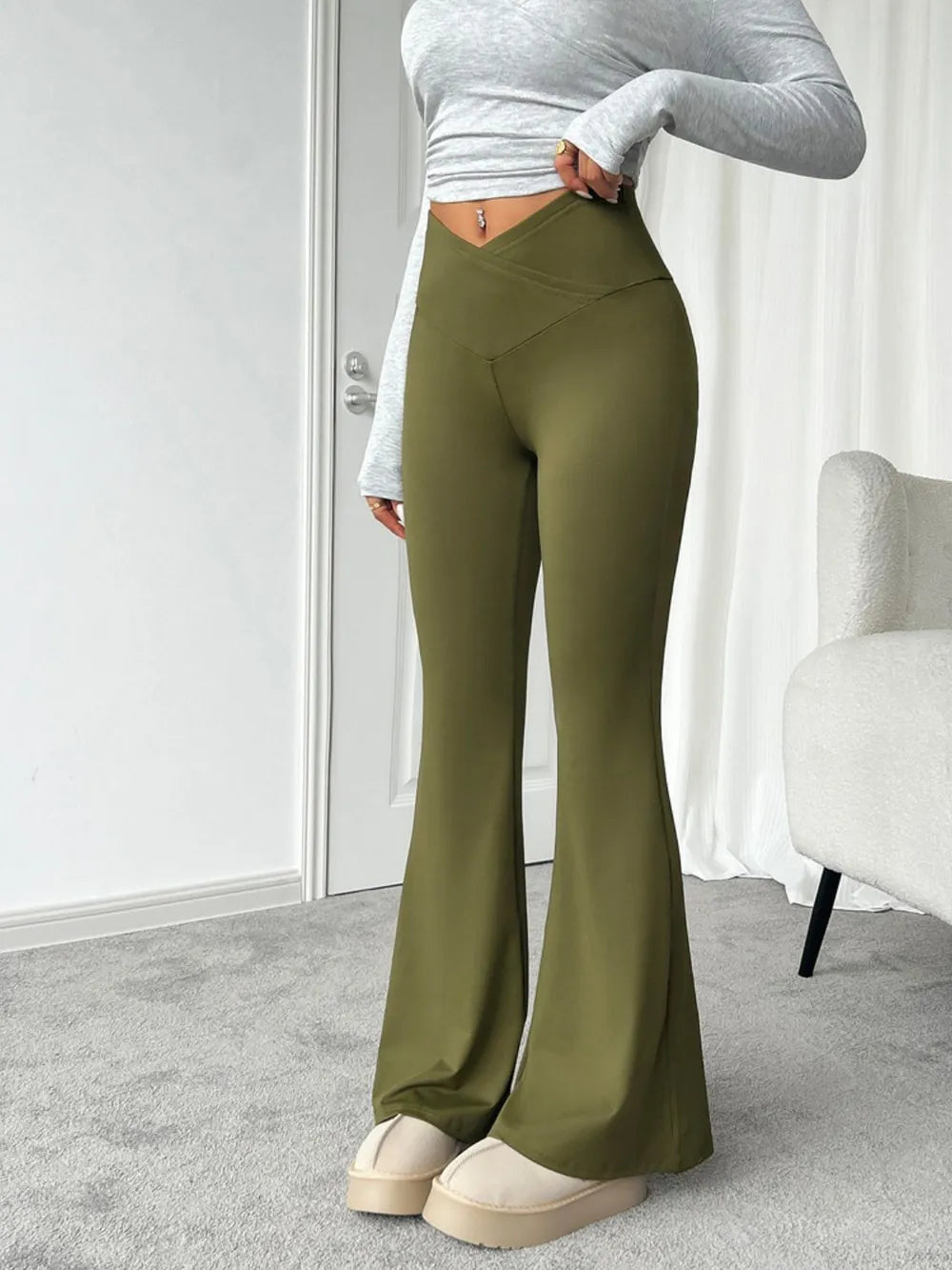 Devine Highly Stretchy Bootcut Pants – Trendsi | ClozArt
