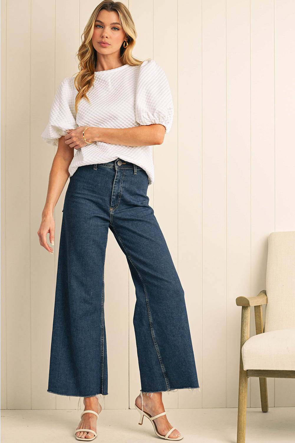 White Solid Textured O Neck Puff Sleeve Blouse – Shewin | ClozArt