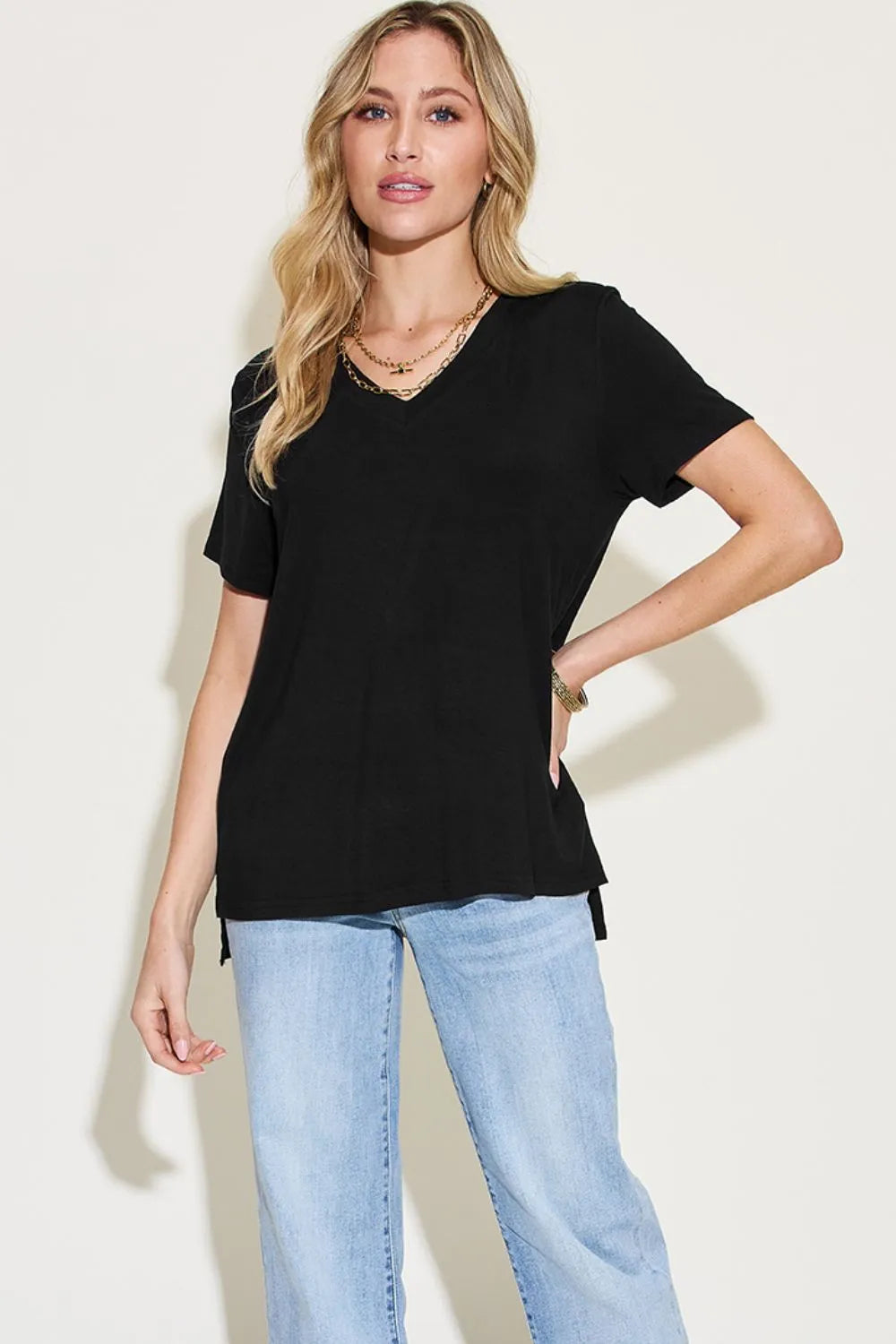 Basic Bae Full Size V-Neck High-Low T-Shirt – Trendsi | ClozArt