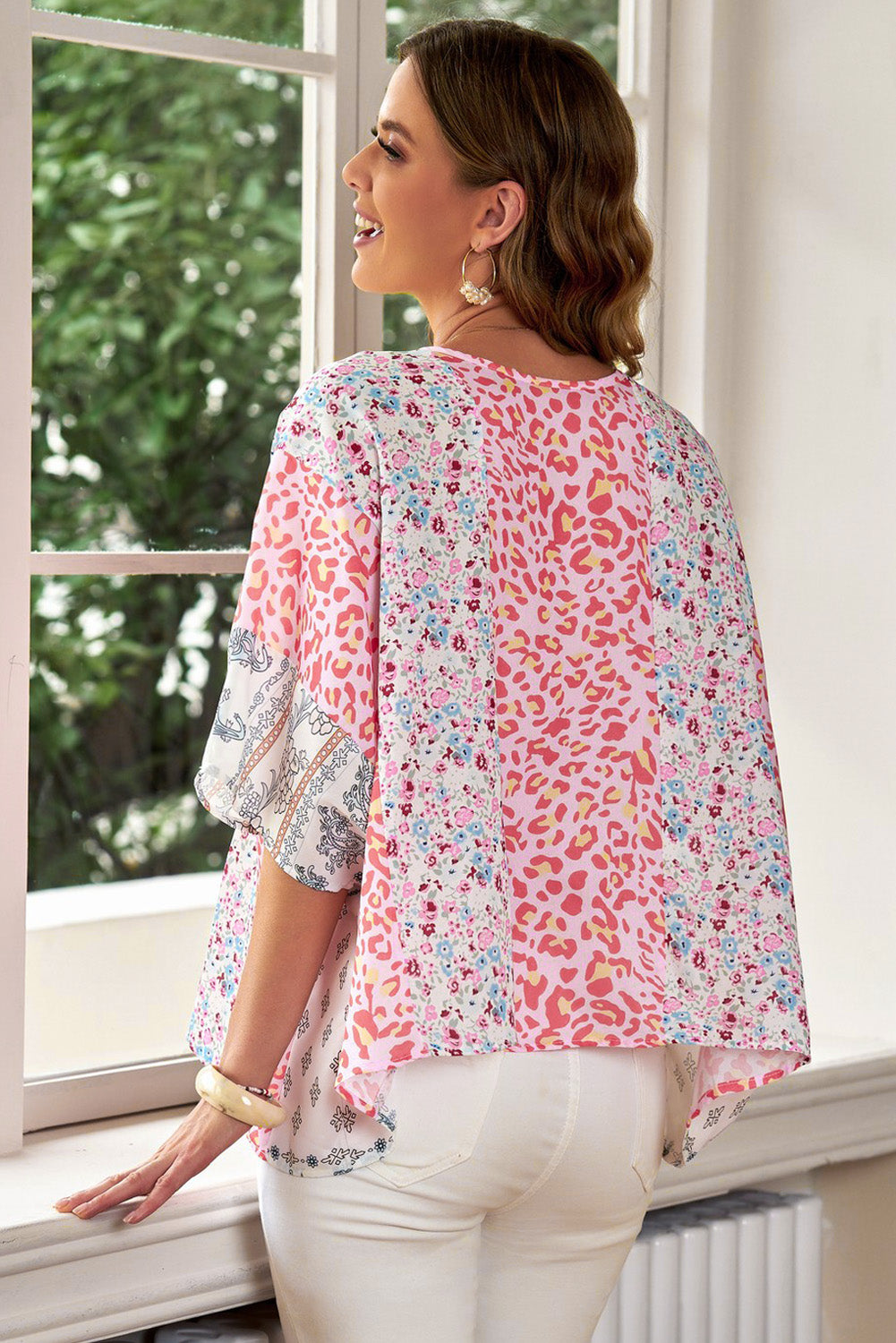 Mixed Print V-Neck Blouse – Trendsi | ClozArt