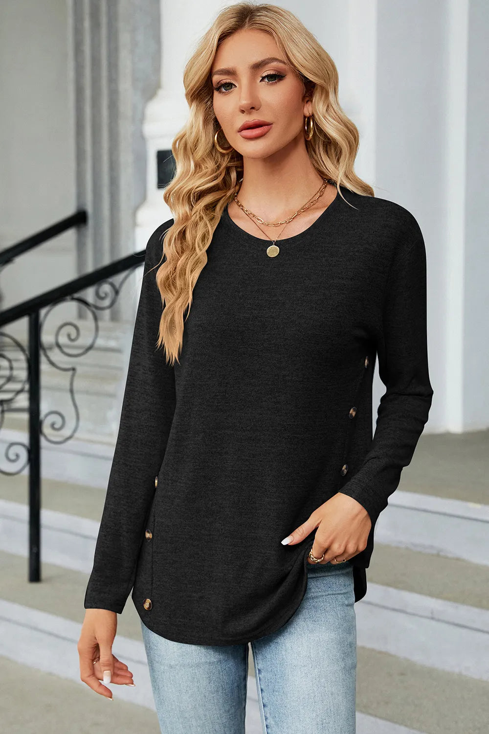 Decorative Button Round Neck T-Shirt – Trendsi | ClozArt