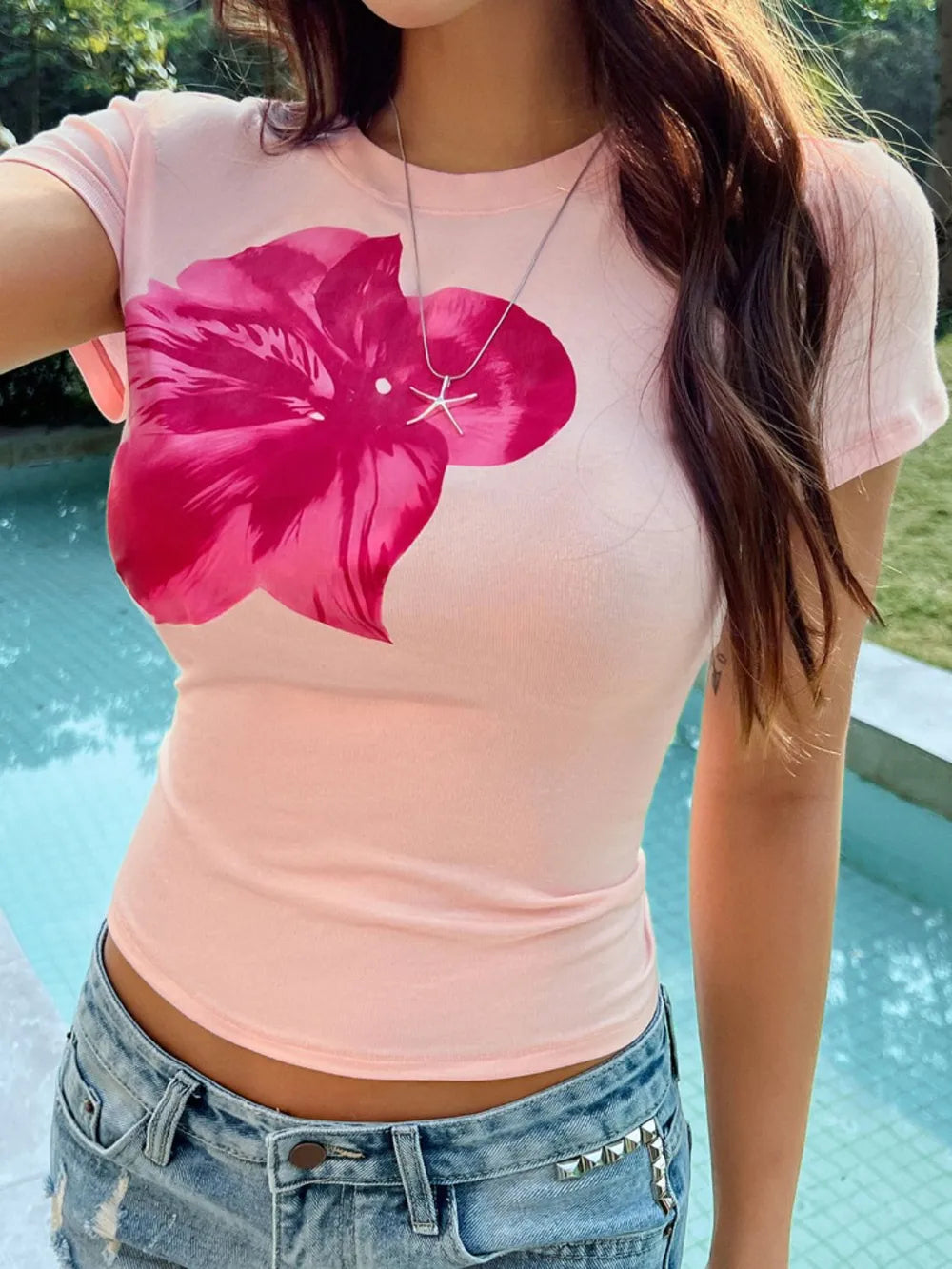 Devine Graphic Round Neck Short Sleeve T-Shirt – Trendsi | ClozArt