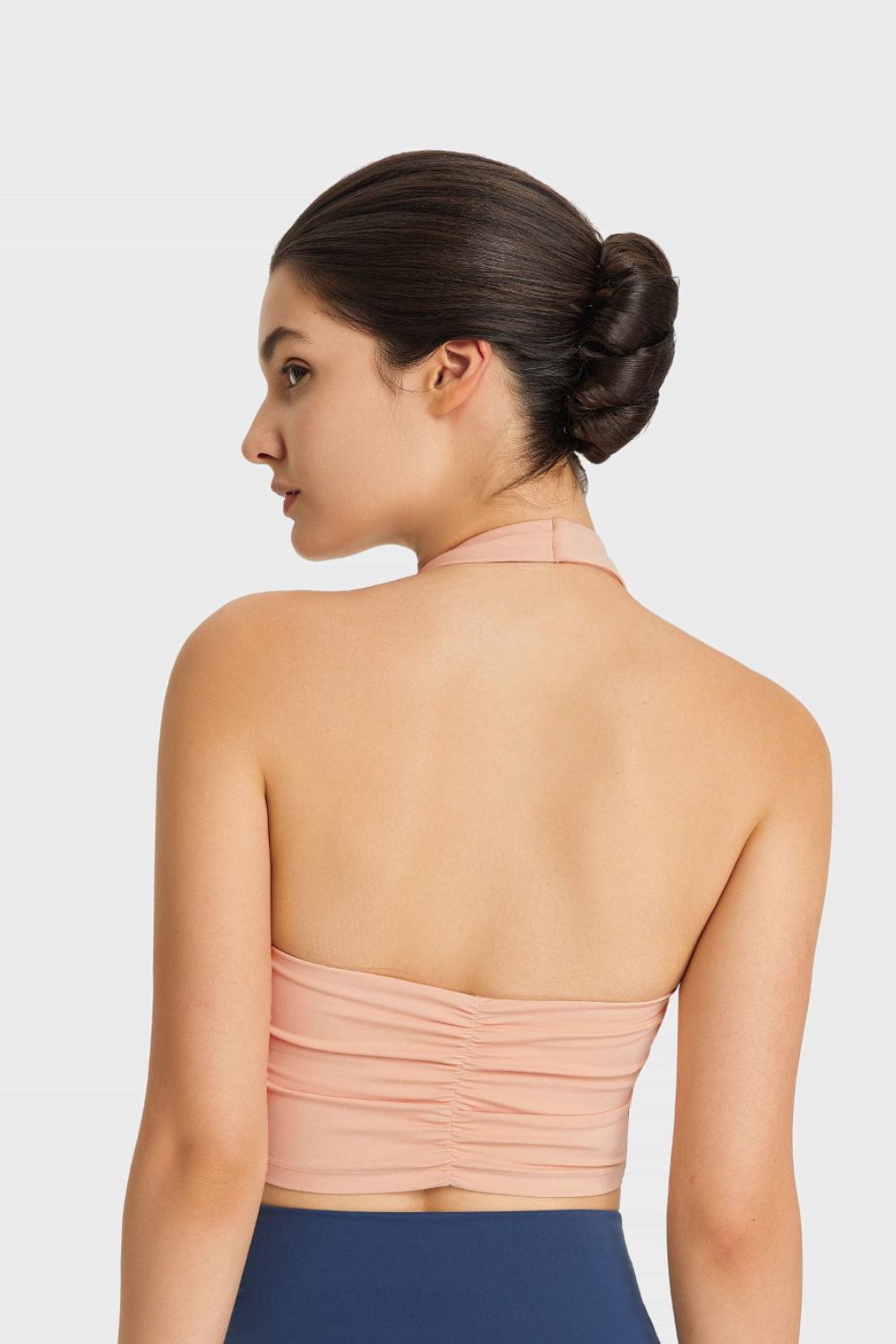 Millennia Breathable Halter Neck Sports Bra – Trendsi | ClozArt