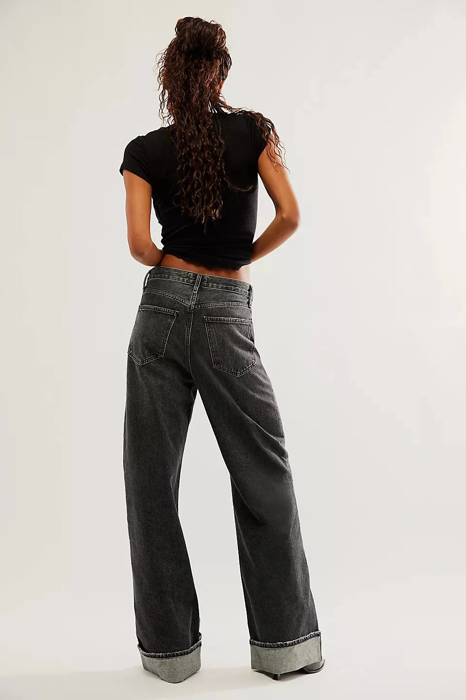 Cuffed Jeans with Pockets – Trendsi | ClozArt