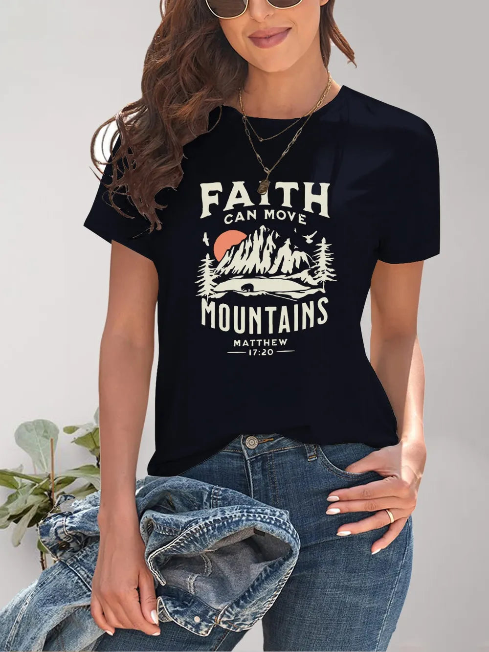 Graphic Round Neck Short Sleeve T-Shirt – Trendsi | ClozArt