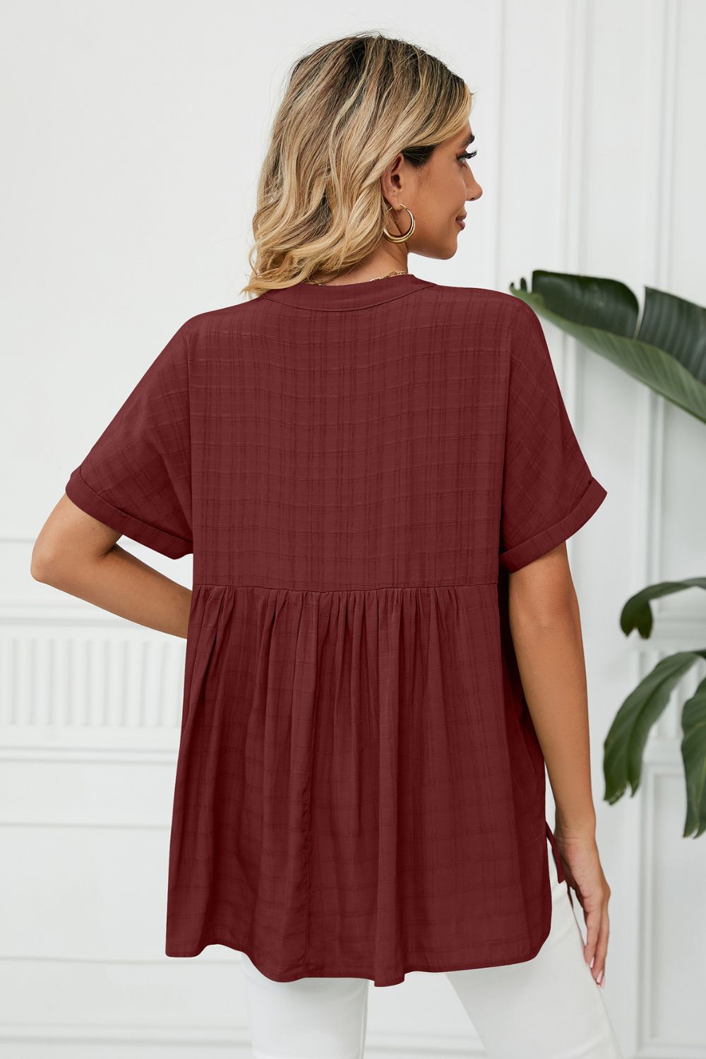 Side Slit Notched Neck Cuffed Short Sleeve Blouse – Trendsi | ClozArt