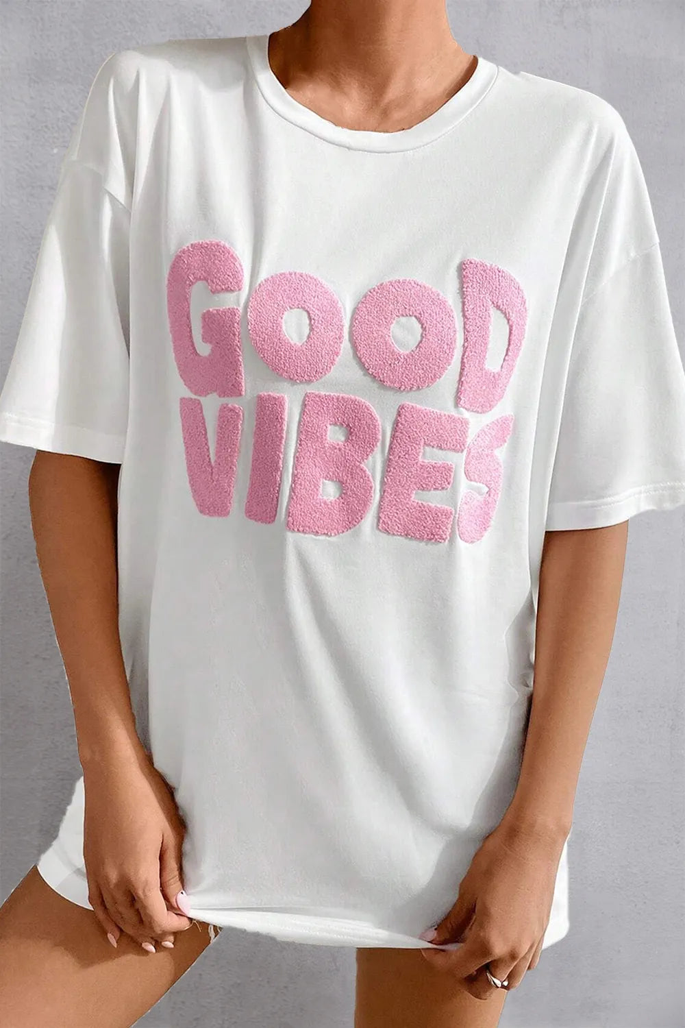 GOOD VIBES Round Neck Half Sleeve T-Shirt – Trendsi | ClozArt