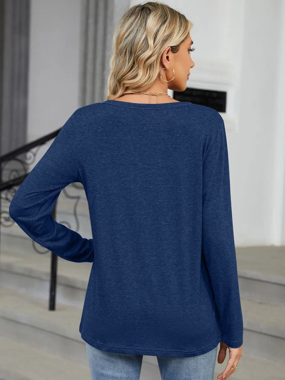 Notched Long Sleeve T-Shirt – Trendsi | ClozArt