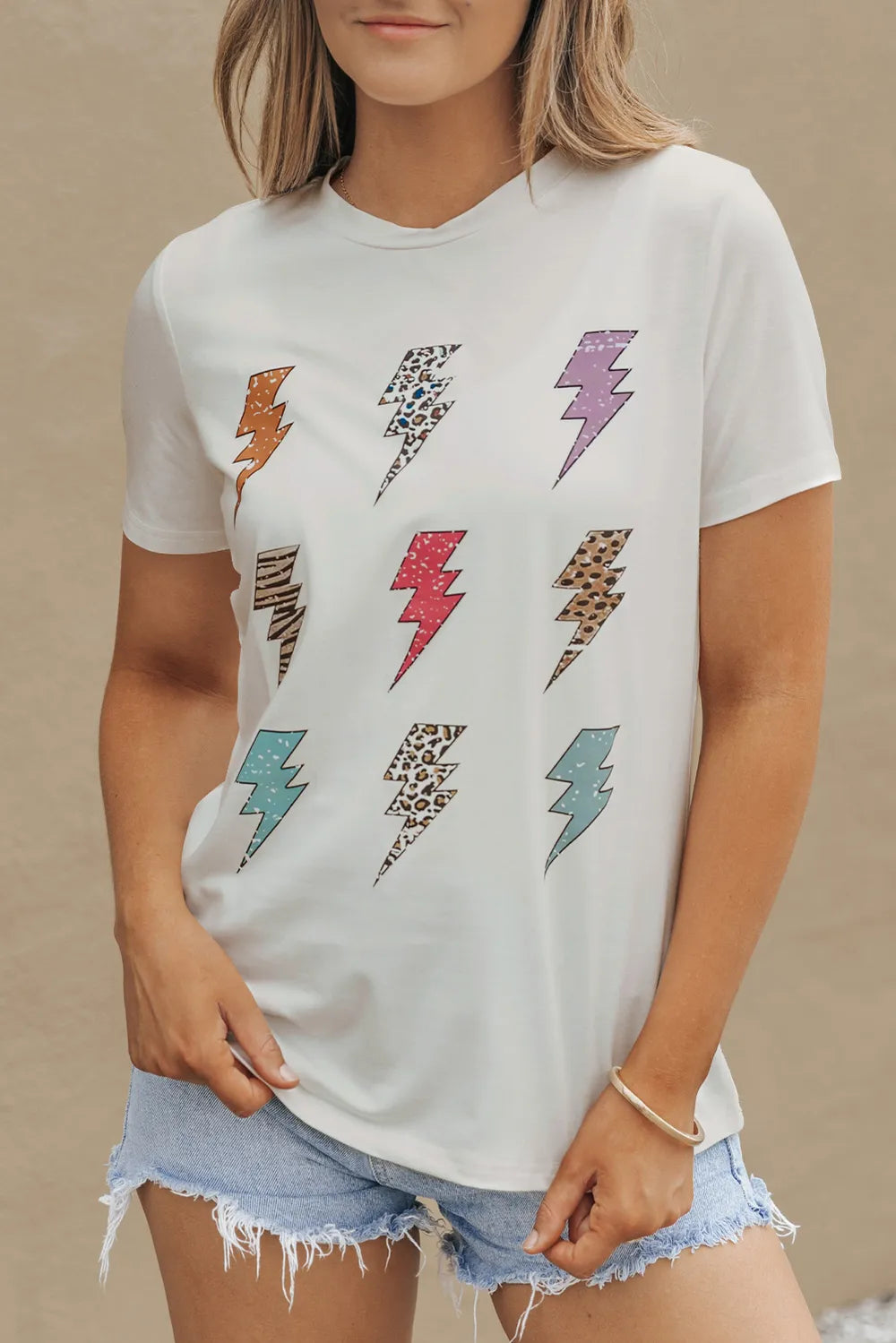 Lightning Graphic Round Neck Short Sleeve T-Shirt – Trendsi | ClozArt