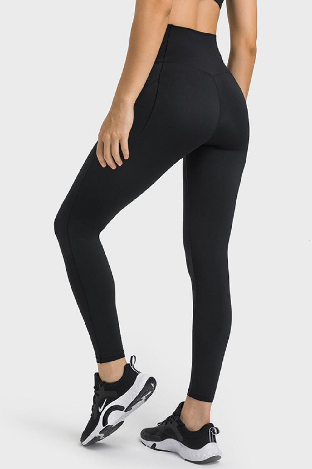 Millennia V-Waist Yoga Leggings with Pockets – Trendsi | ClozArt