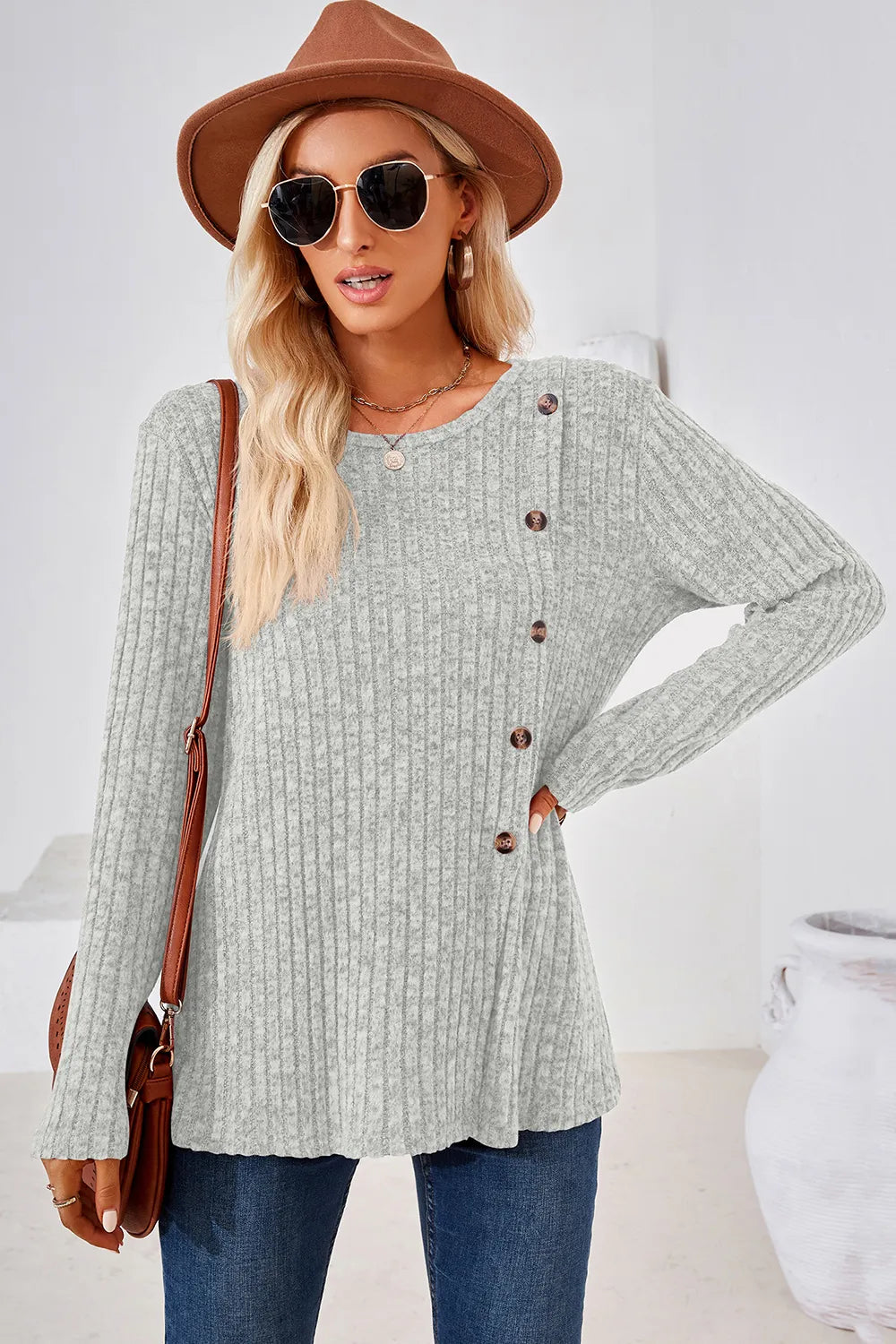 Round Neck Long Sleeve T-Shirt – Trendsi | ClozArt