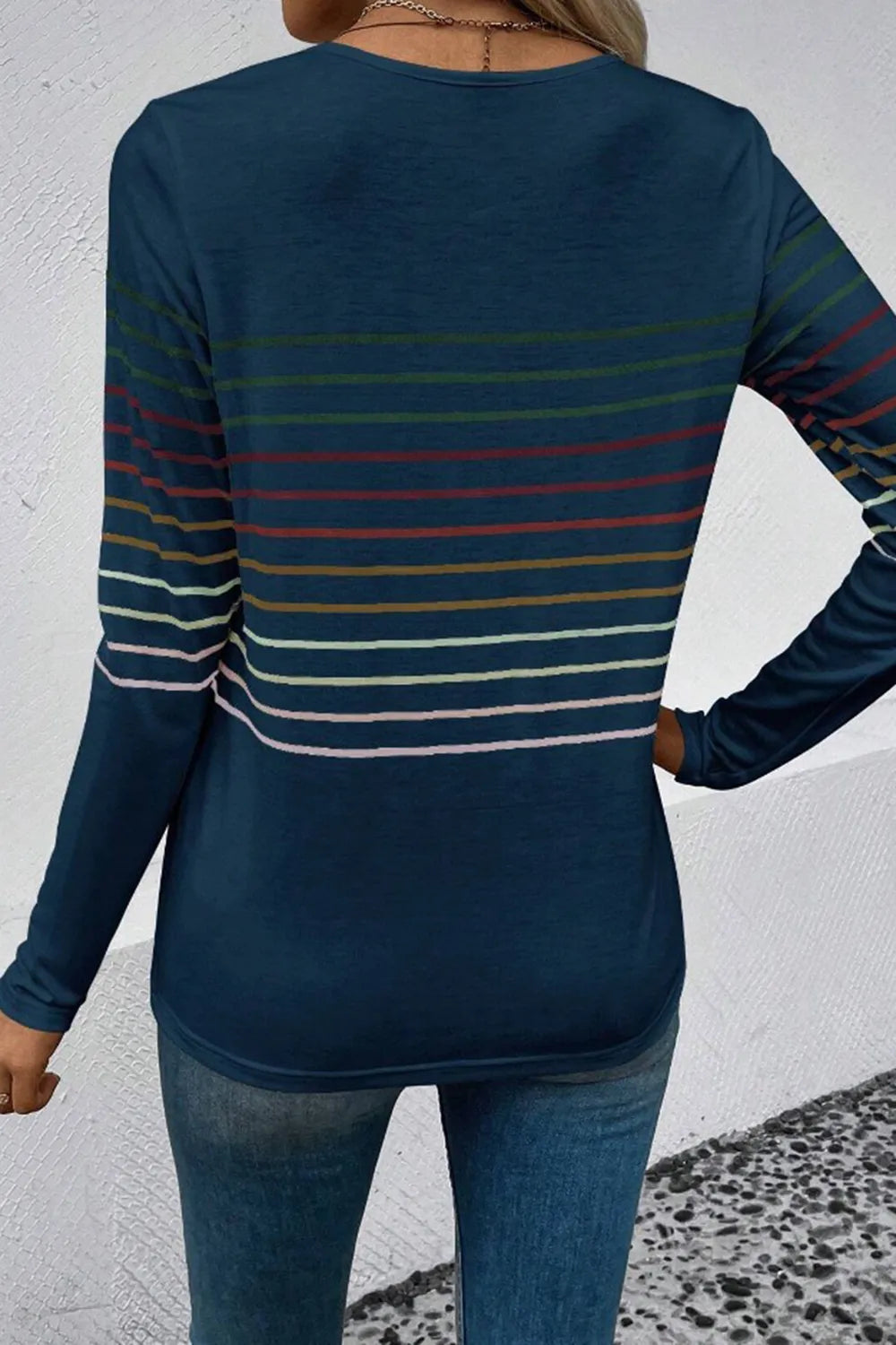 Striped Round Neck Long Sleeve T-Shirt – Trendsi | ClozArt