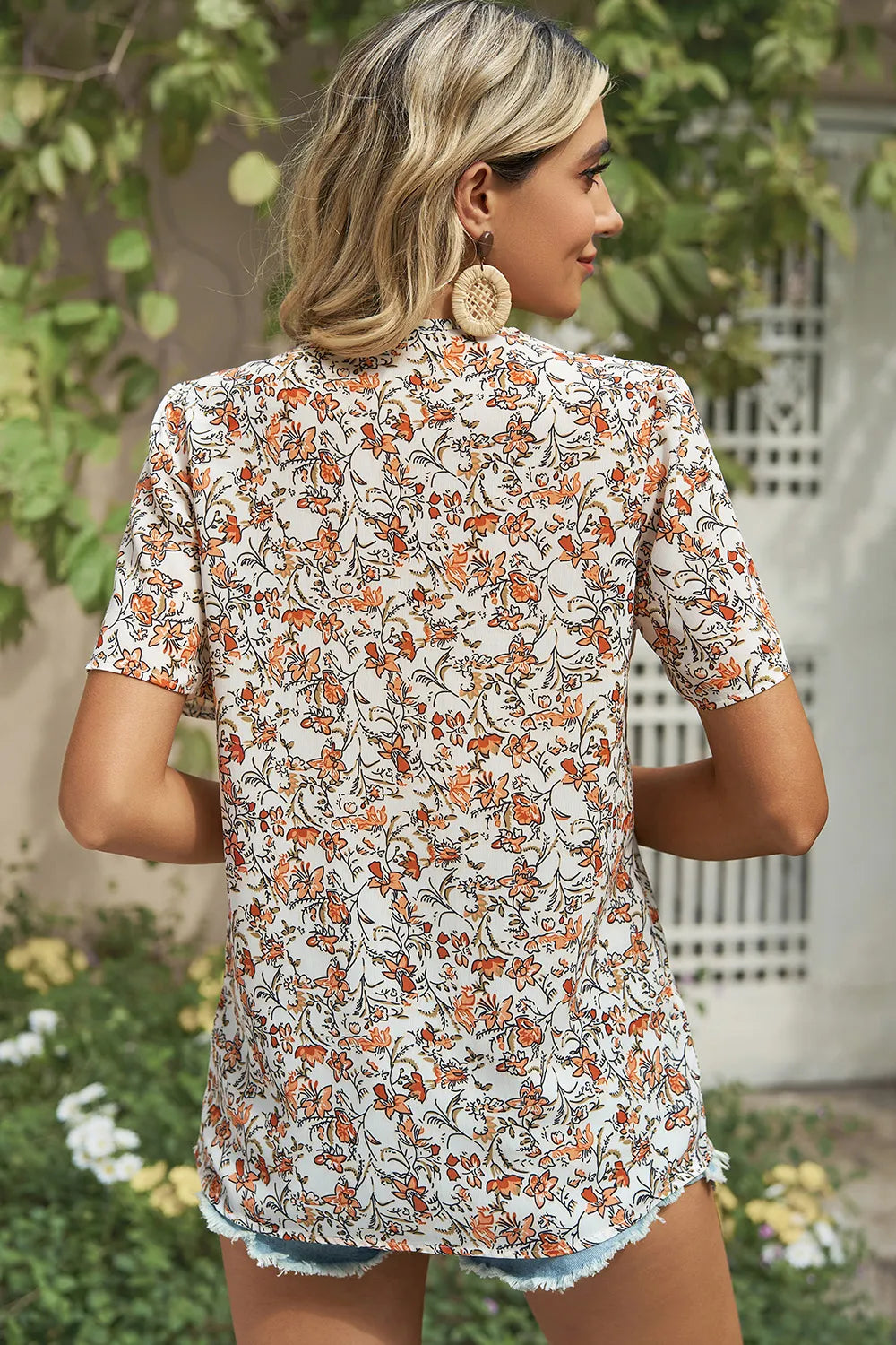 Floral V-Neck Short Sleeve T-Shirt – Trendsi | ClozArt