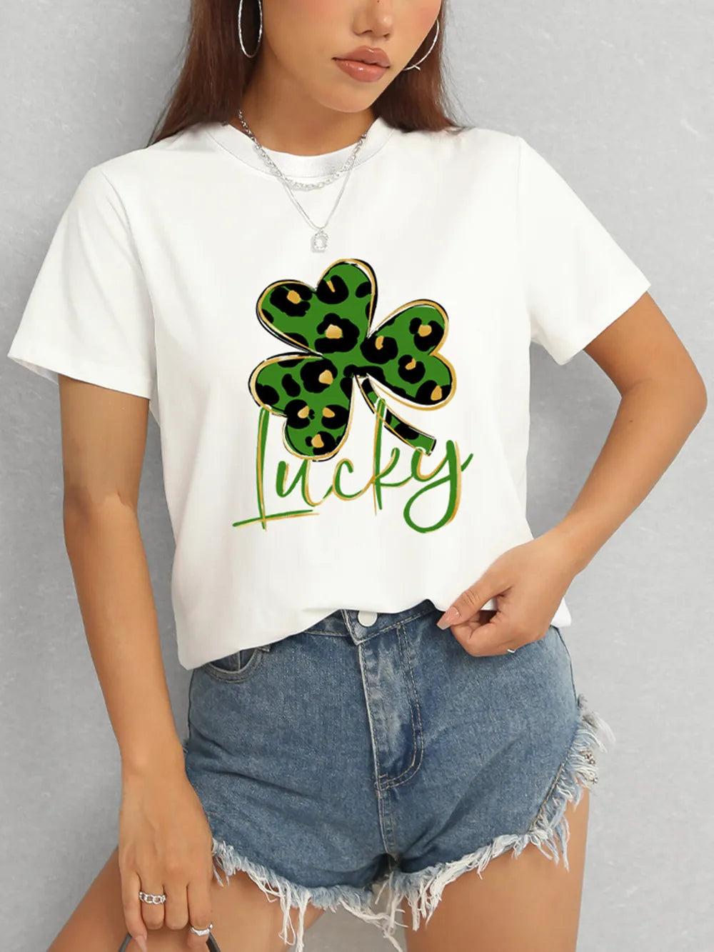 Lucky Clover Round Neck Short Sleeve T-Shirt – Trendsi | ClozArt