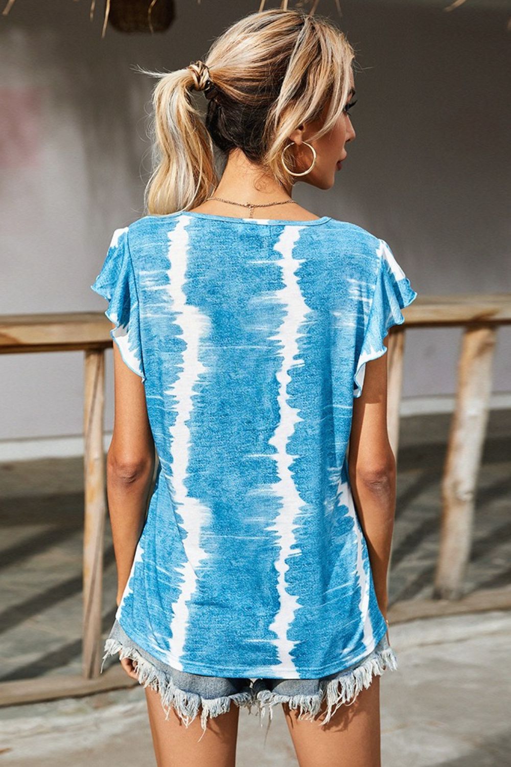Shiny Tie-Dye Buttoned Flutter Sleeve Blouse – Trendsi | ClozArt