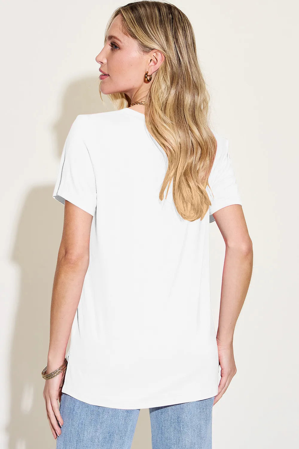 Basic Bae Bamboo Full Size V-Neck High-Low T-Shirt – Trendsi | ClozArt