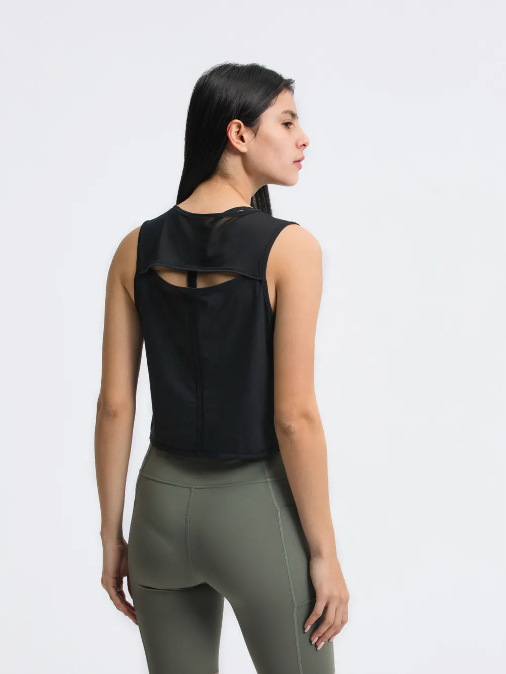 Millennia Round Neck Cropped Active Tank – Trendsi | ClozArt