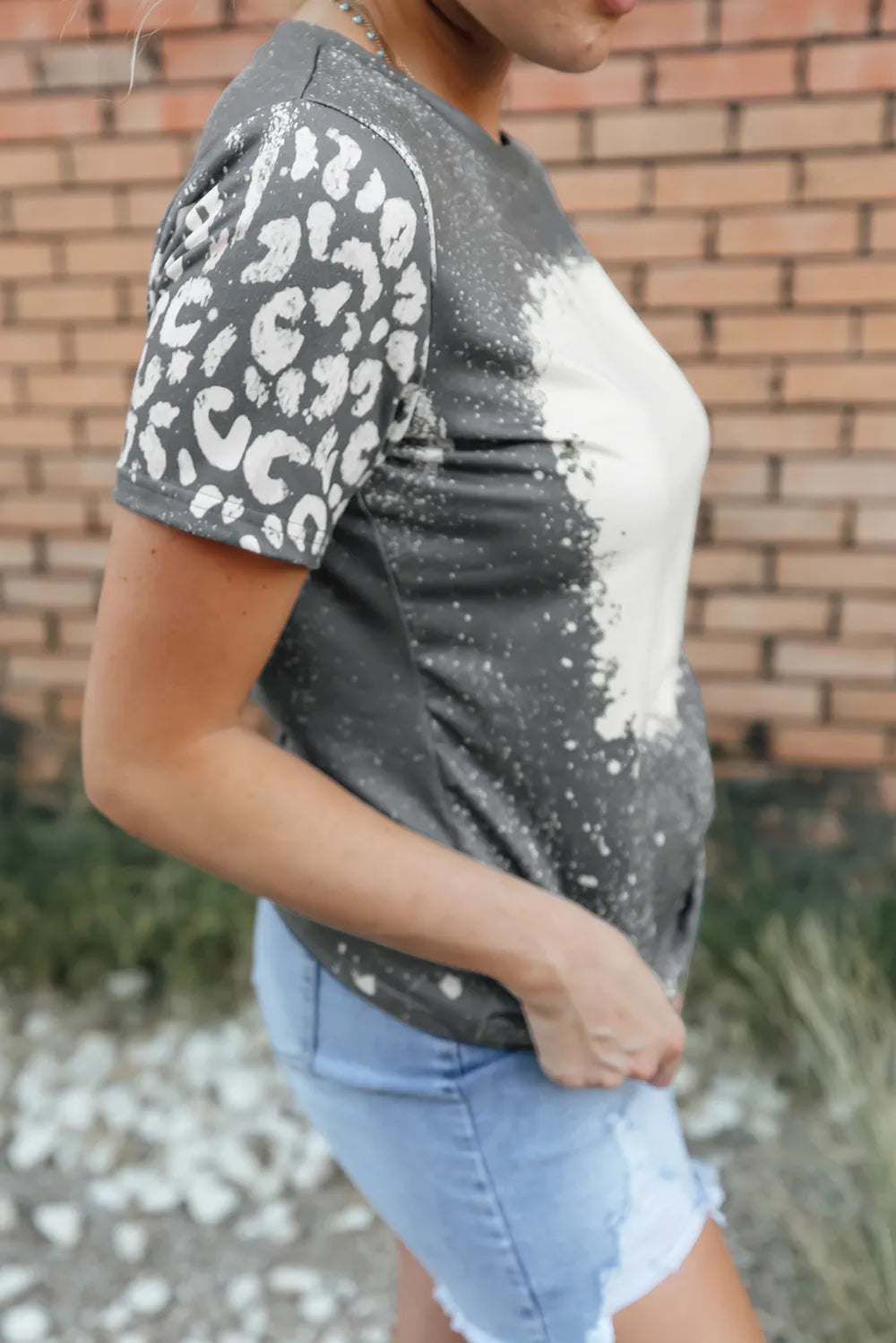 Leopard Round Neck Short Sleeve T-Shirt – Trendsi | ClozArt
