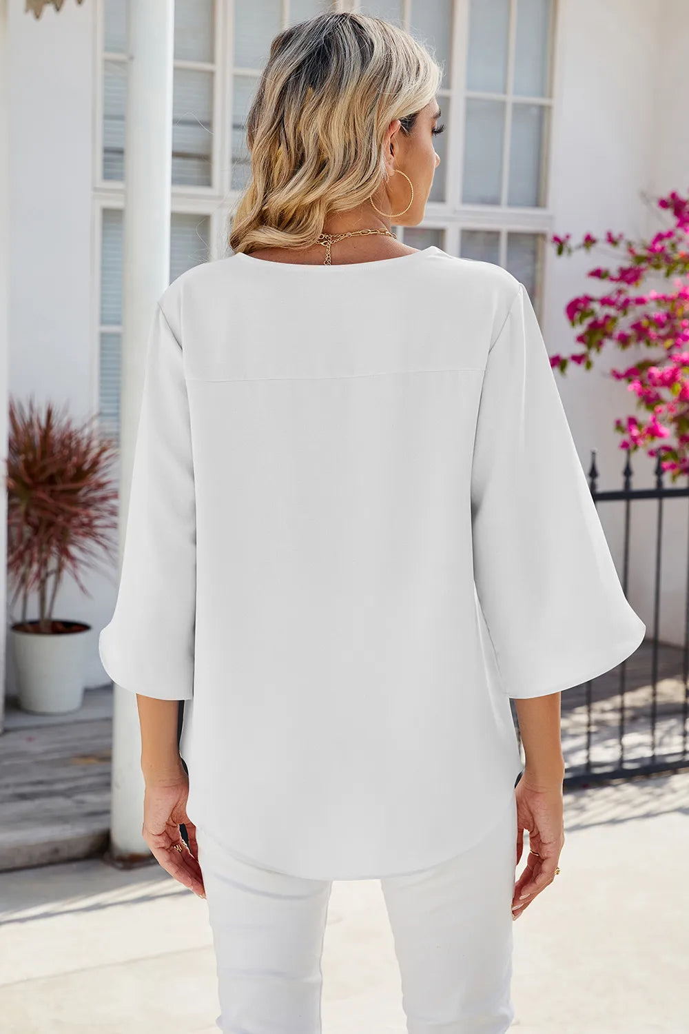V-Neck Three-Quarter Sleeve Top – Trendsi | ClozArt