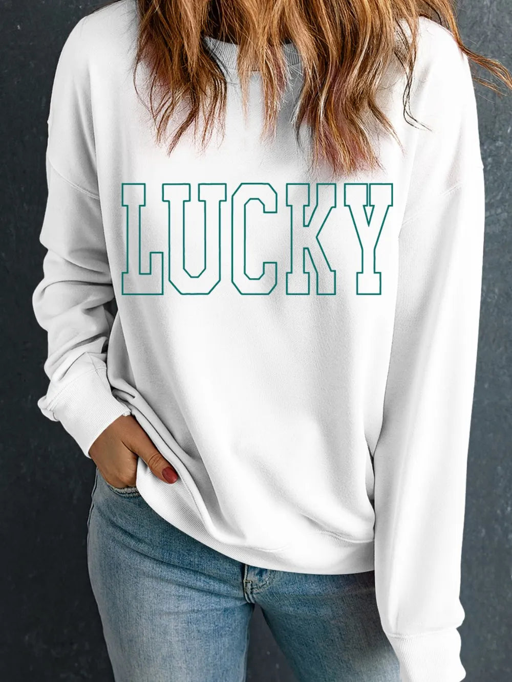 LUCKY Graphic Round Neck Long Sleeve Sweatshirt – Trendsi | ClozArt