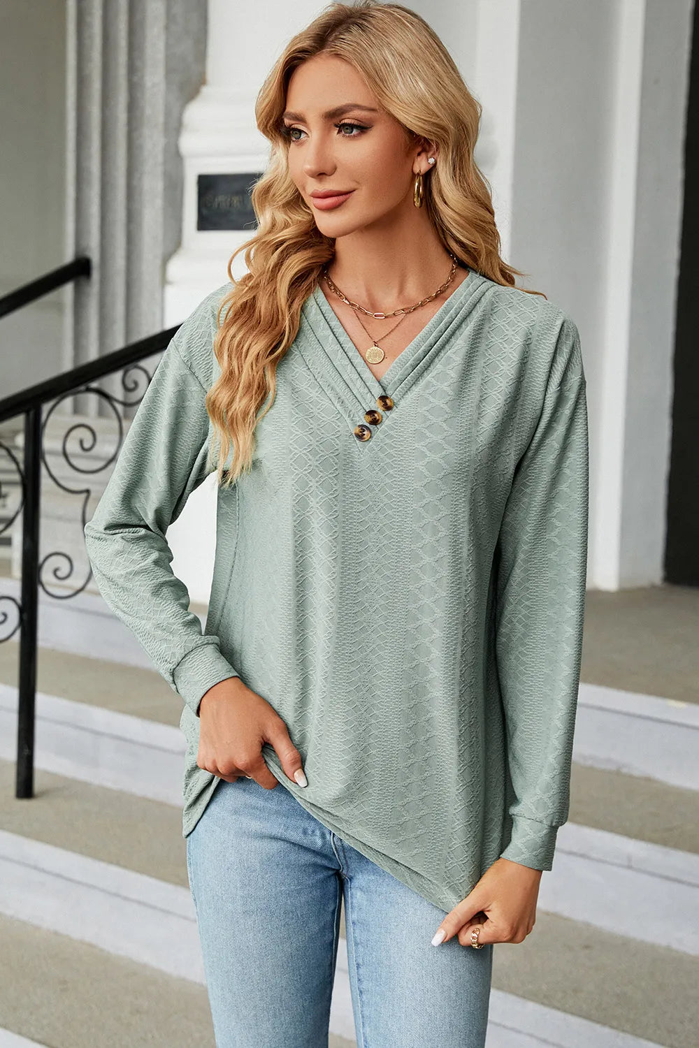 V-Neck Long Sleeve T-Shirt – Trendsi | ClozArt