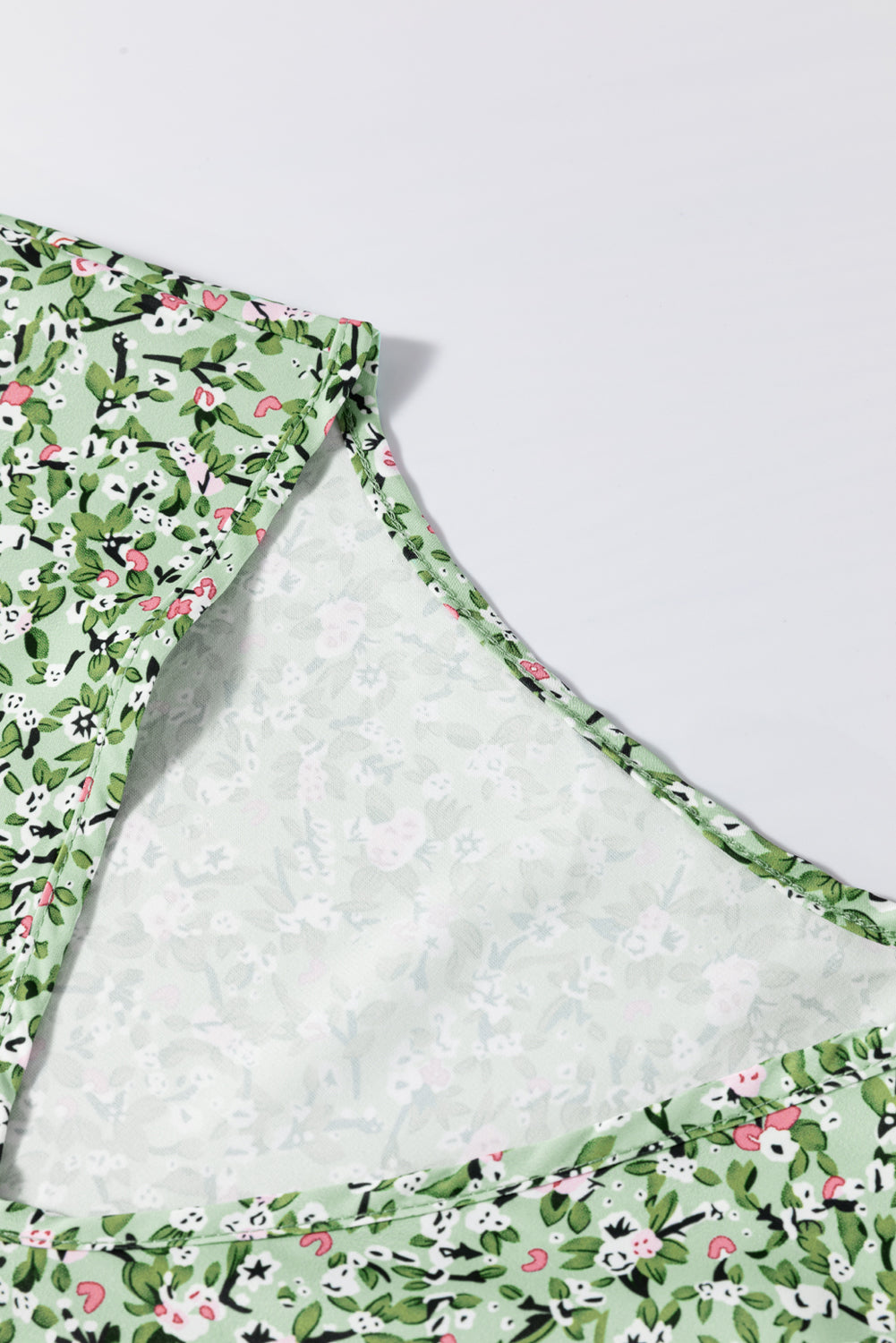 Green Boho Floral V Neck Short Sleeve Blouse – Shewin | ClozArt
