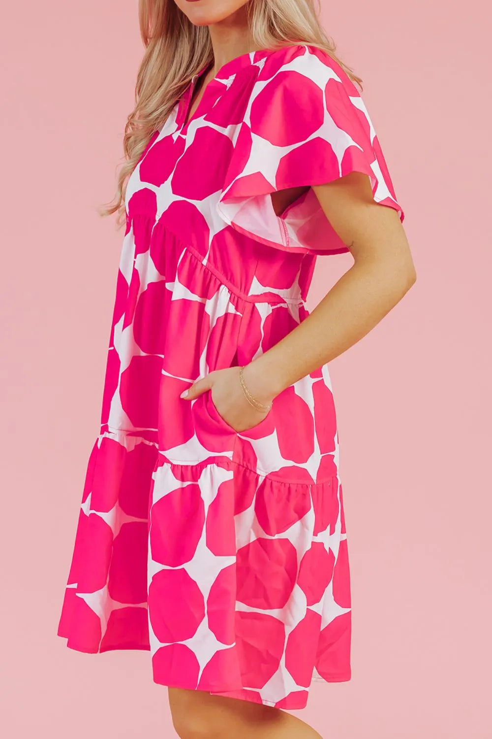 Contrast Notched Flutter Sleeve Dress – Trendsi | ClozArt