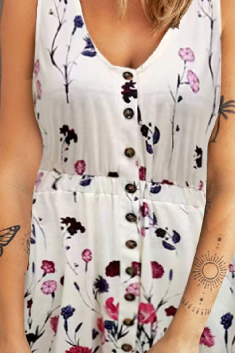 Double Take Scoop Neck Buttoned Sleeveless Magic Dress with Pockets – Trendsi | ClozArt