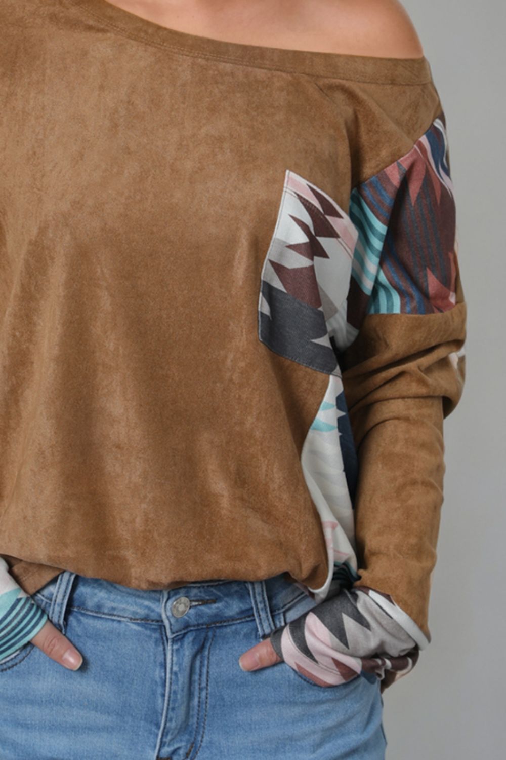 Geometric Drop Shoulder T-Shirt with Pocket – Trendsi | ClozArt