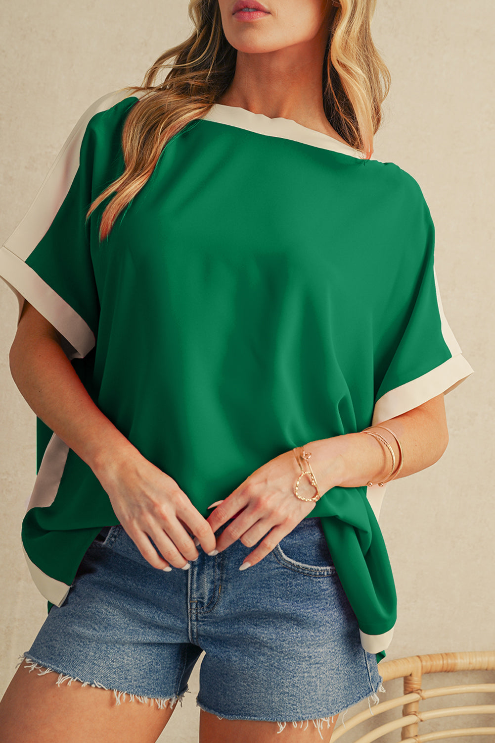 Green Colorblock Batwing Sleeve Boat Neck Blouse – Shewin | ClozArt