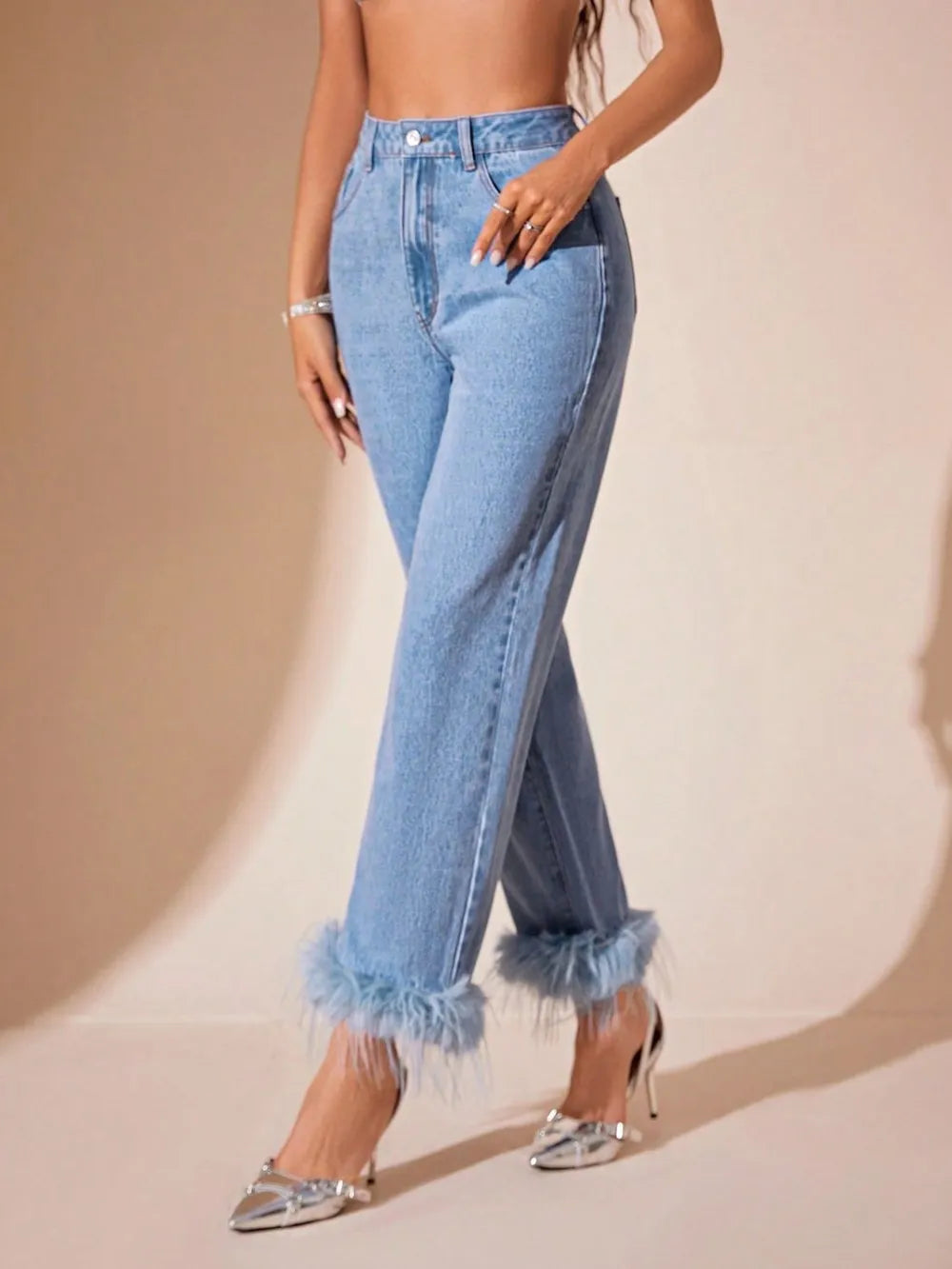Plush Hem High Rise Straight Jeans – Trendsi | ClozArt
