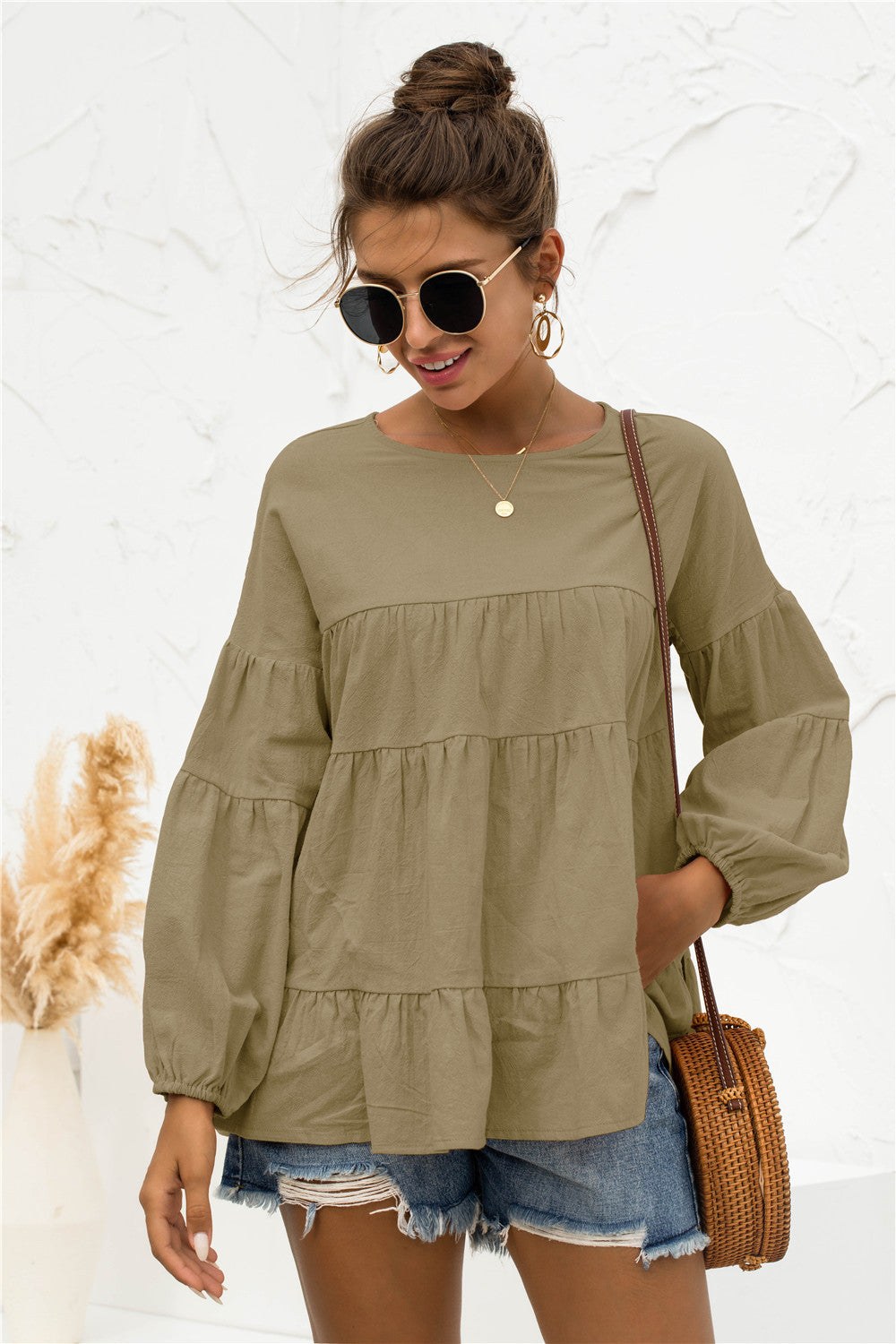 Round Neck Bubble Sleeve Tiered Blouse – Trendsi | ClozArt