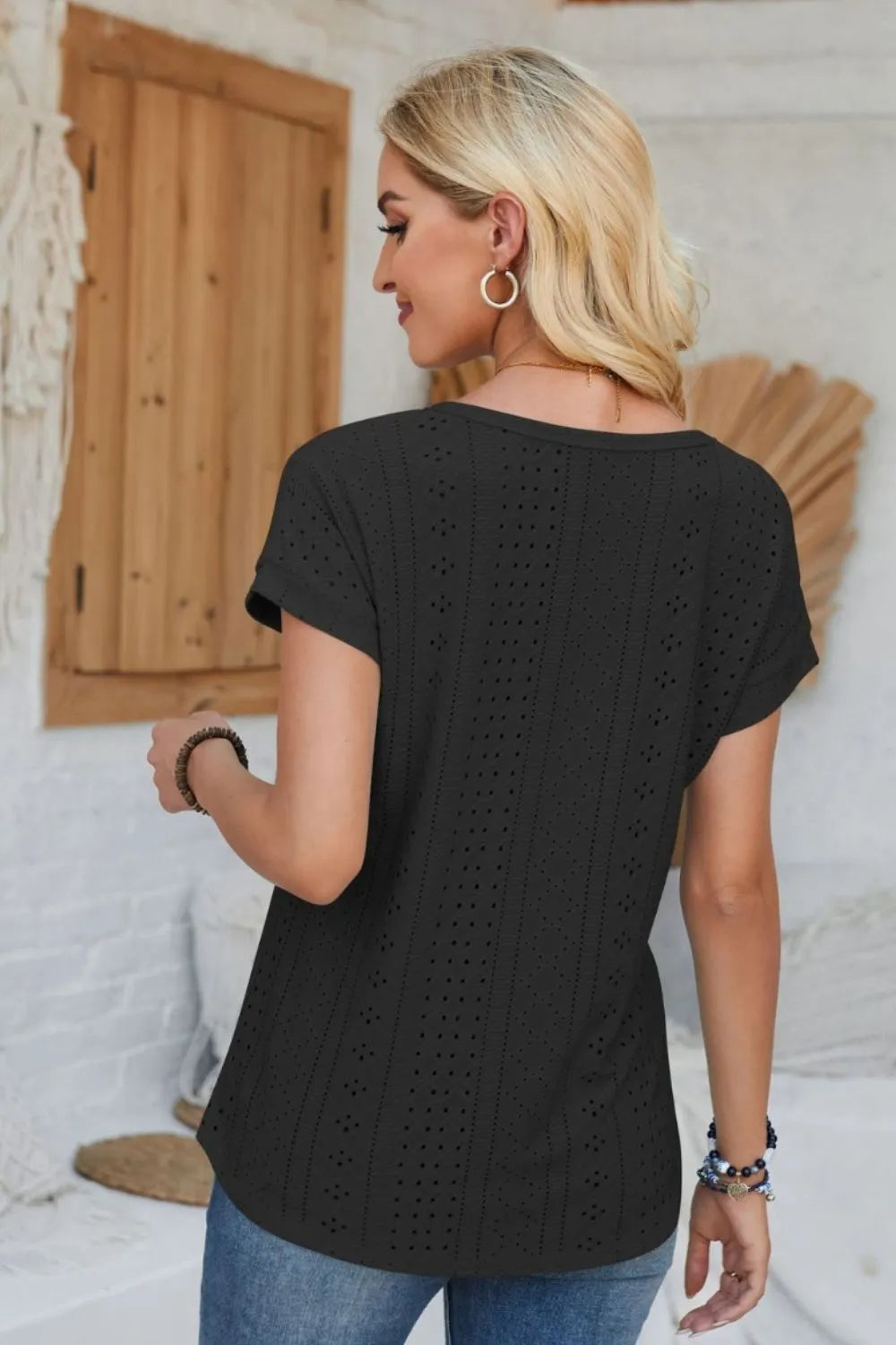 Eyelet Round Neck Rolled Short Sleeve T-Shirt – Trendsi | ClozArt