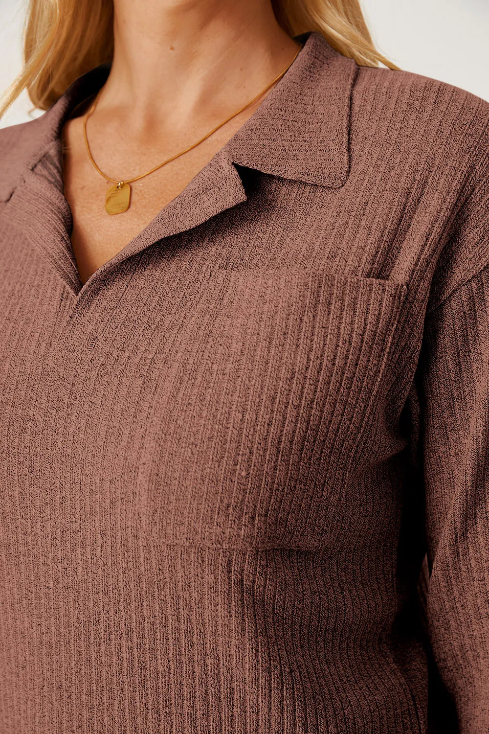 Collared Neck Dropped Shoulder T-Shirt – Trendsi | ClozArt